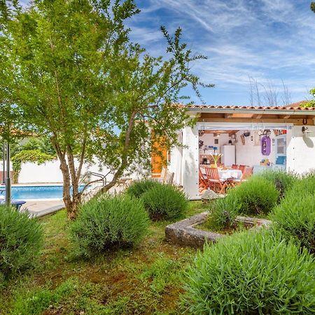 Nature & Sea Holiday Home With Pool Πούλα Εξωτερικό φωτογραφία
